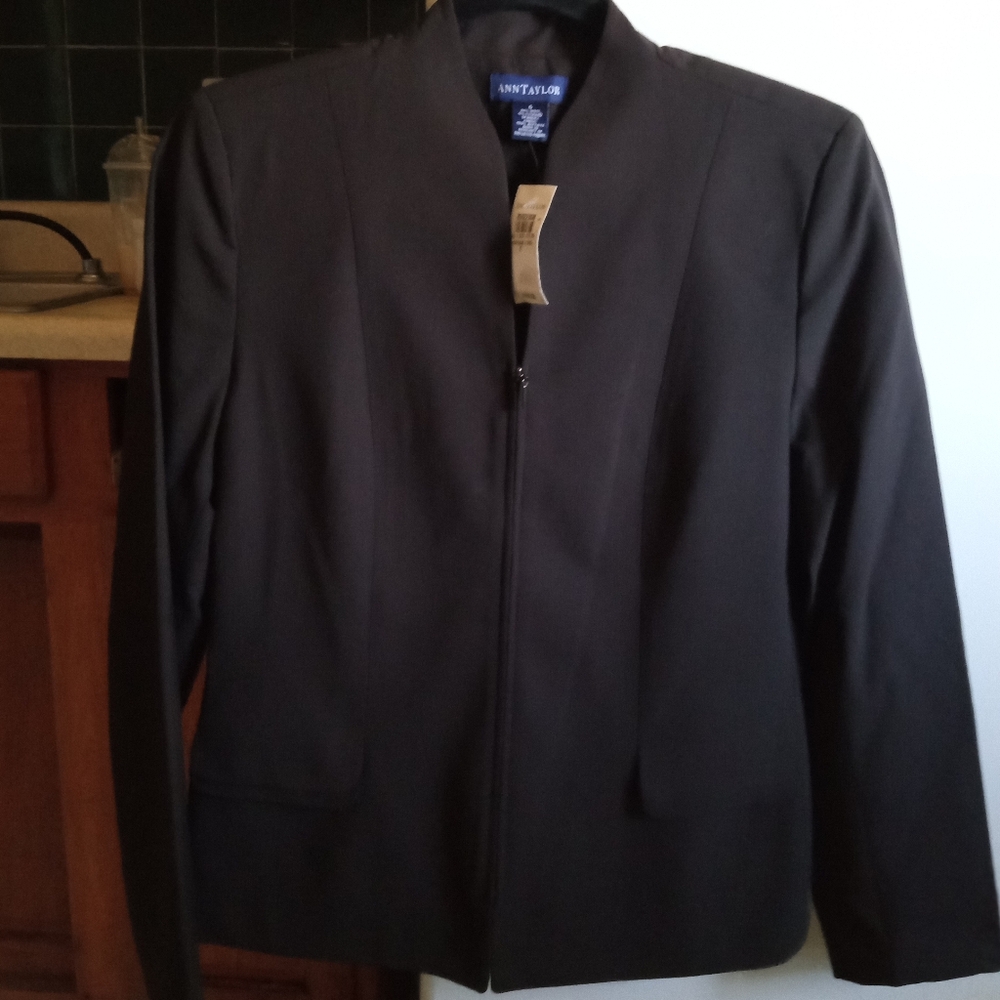 Ann Taylor Blazer zip up 6 Brown